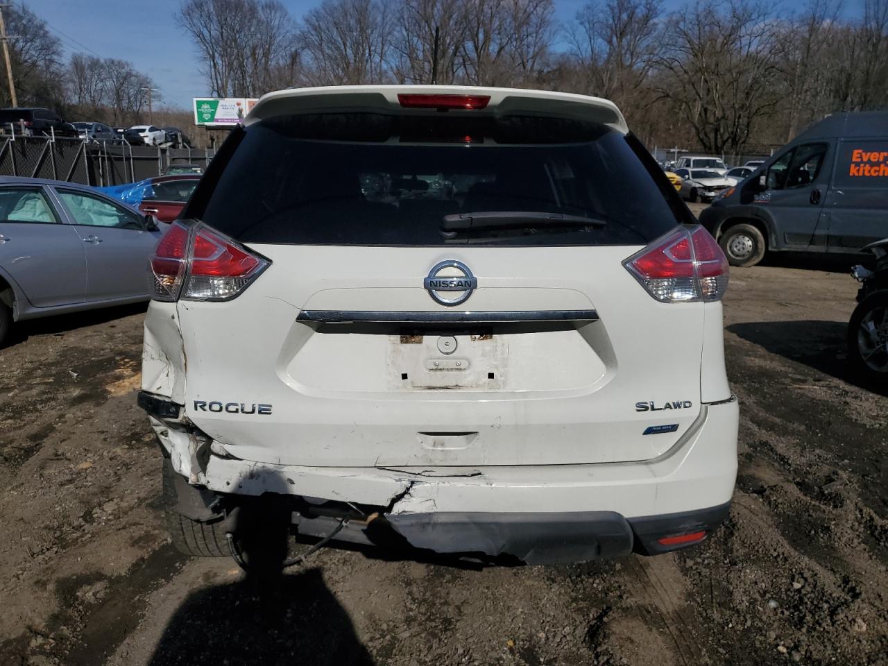 2014 Nissan Rogue - Image 6