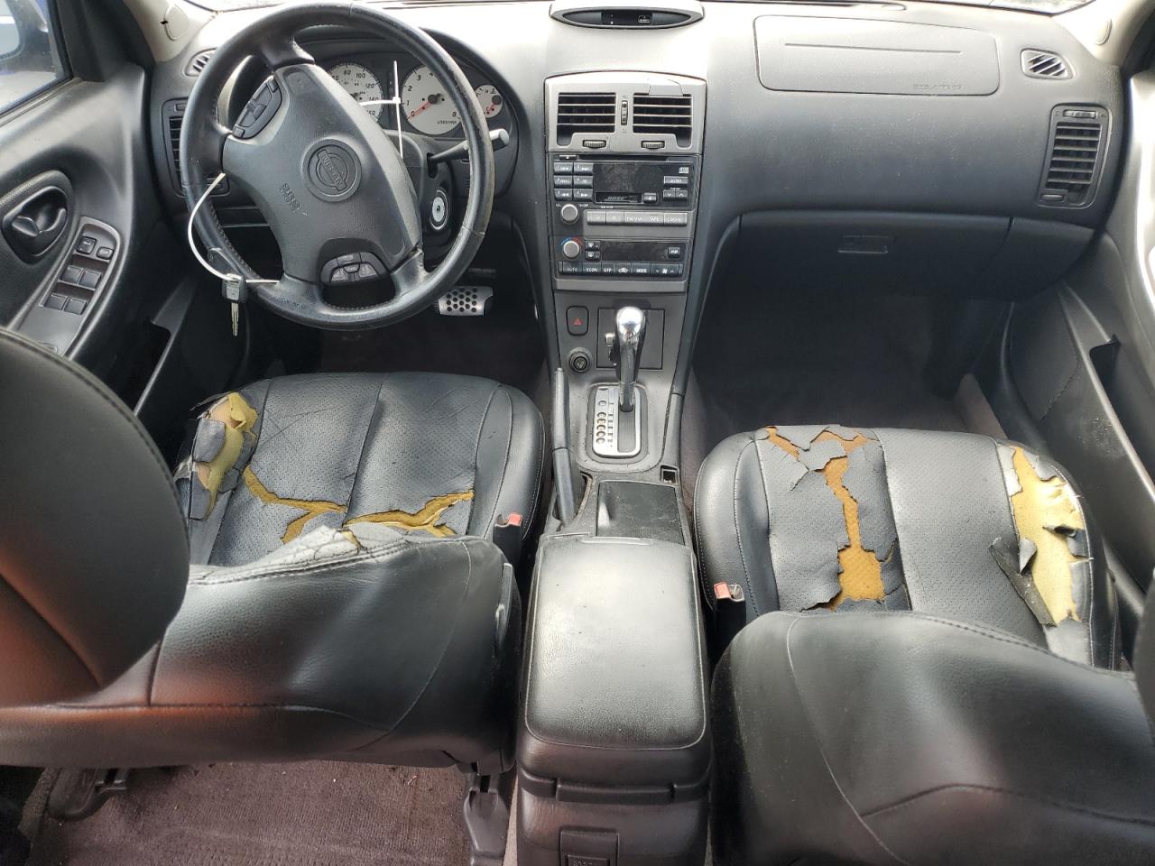 2001 Nissan Maxima - Image 8