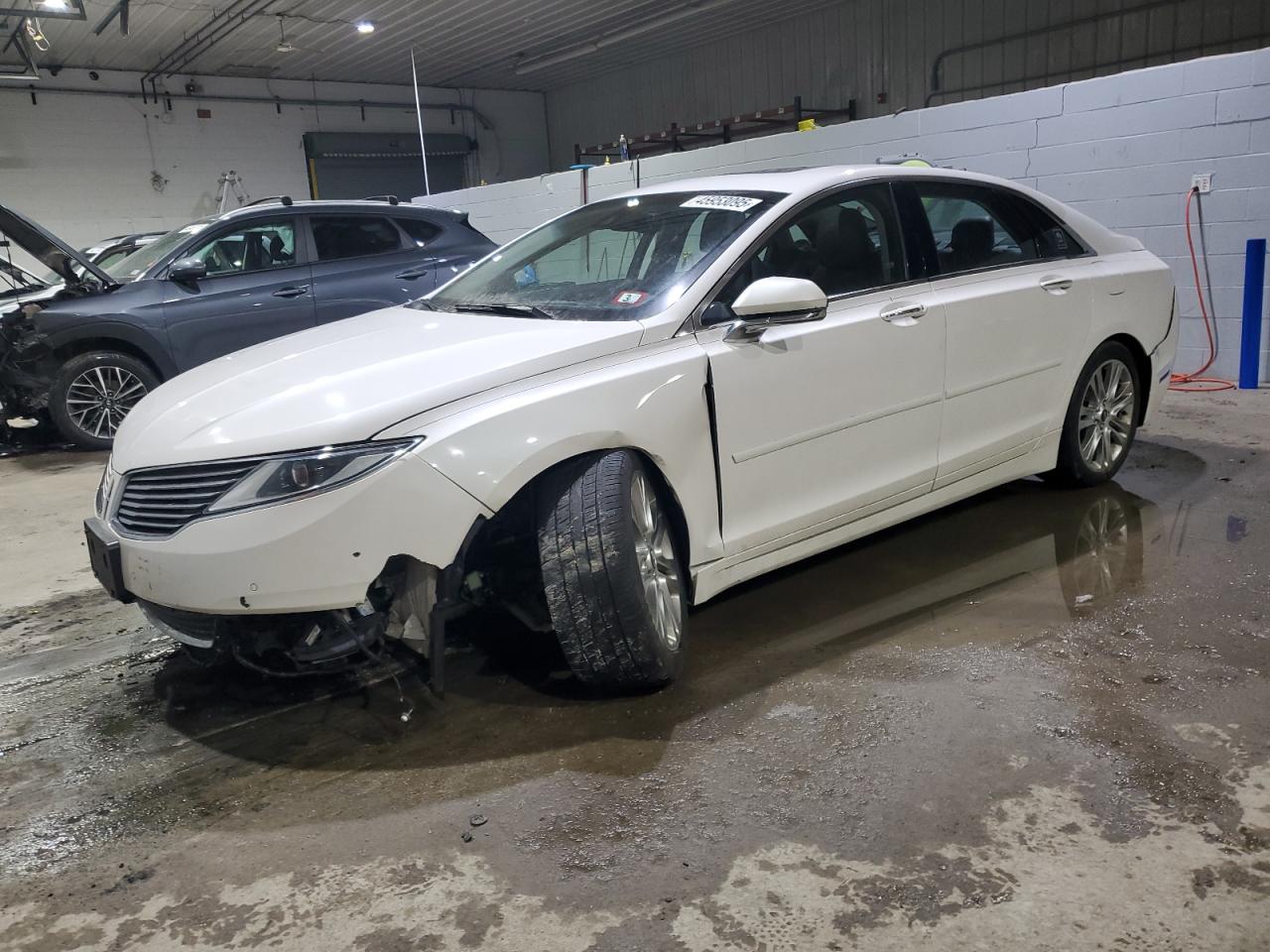2014 Lincoln MKZ - Image 1