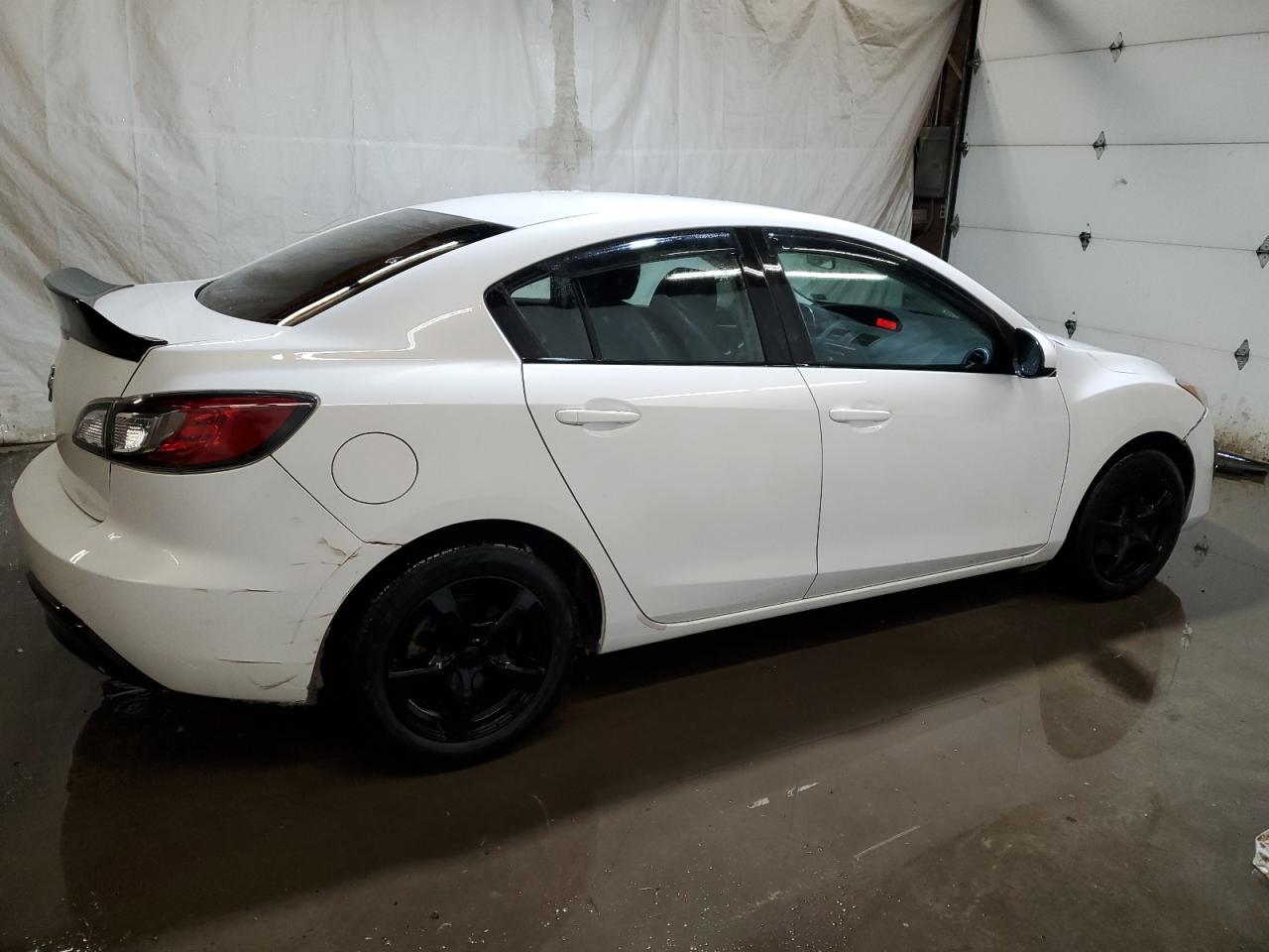 2011 Mazda 3 - Image 3