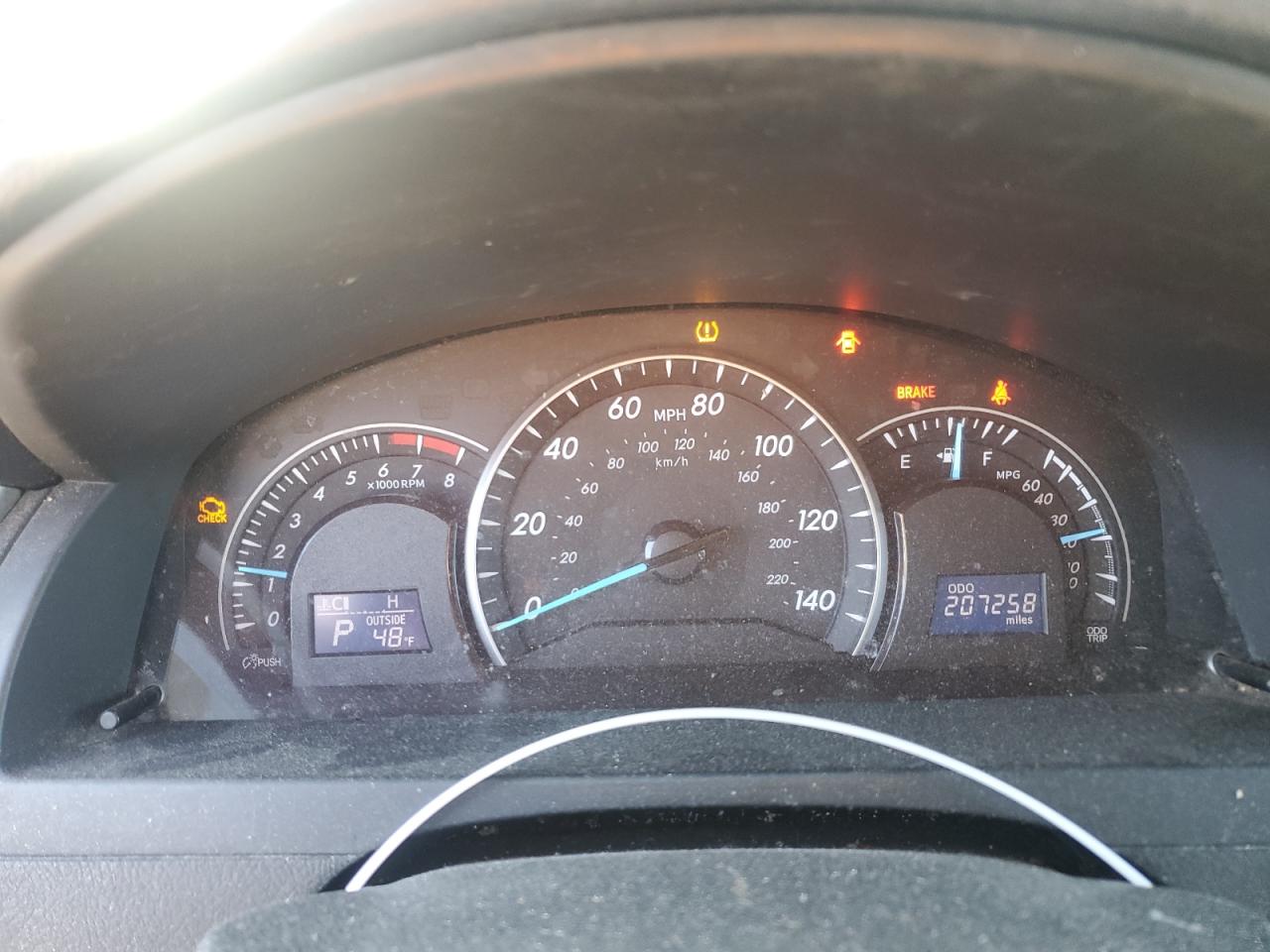 2012 Toyota Camry - Image 9