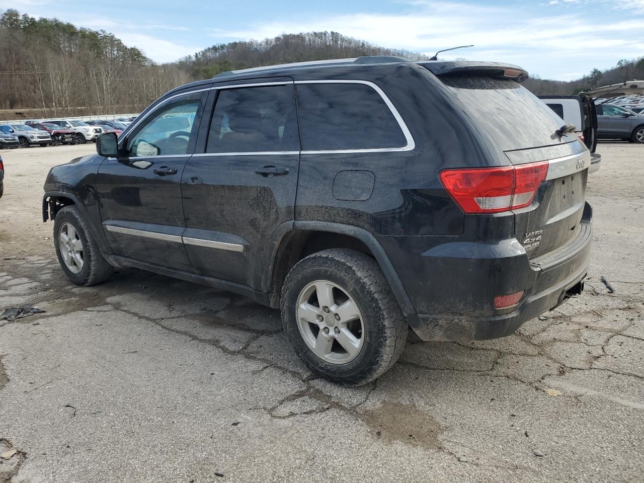 2012 Jeep Grand Cherokee - Image 2