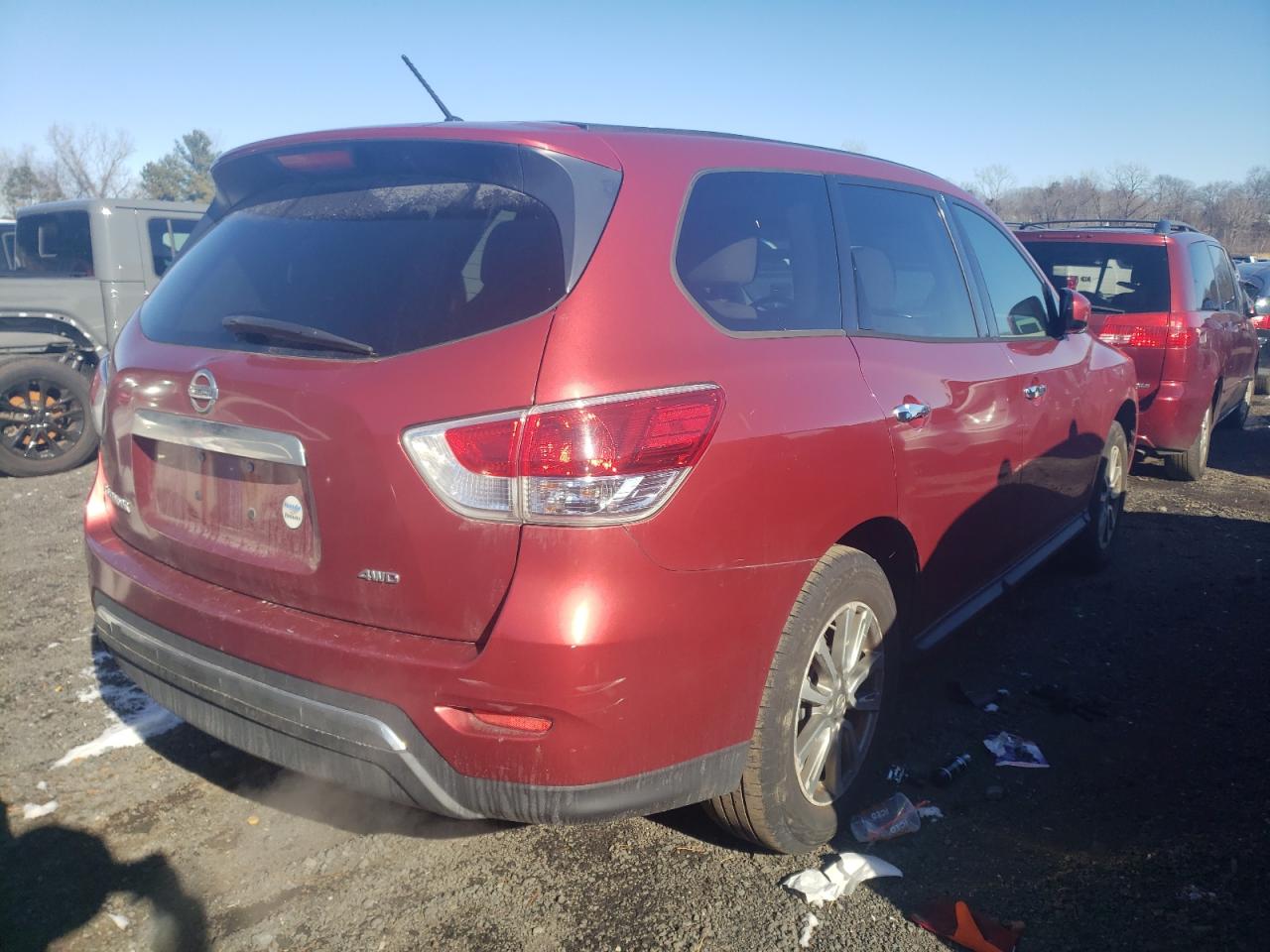 2013 Nissan Pathfinder - Image 3