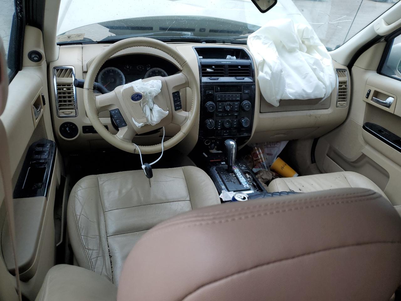 2010 Ford Escape - Image 8
