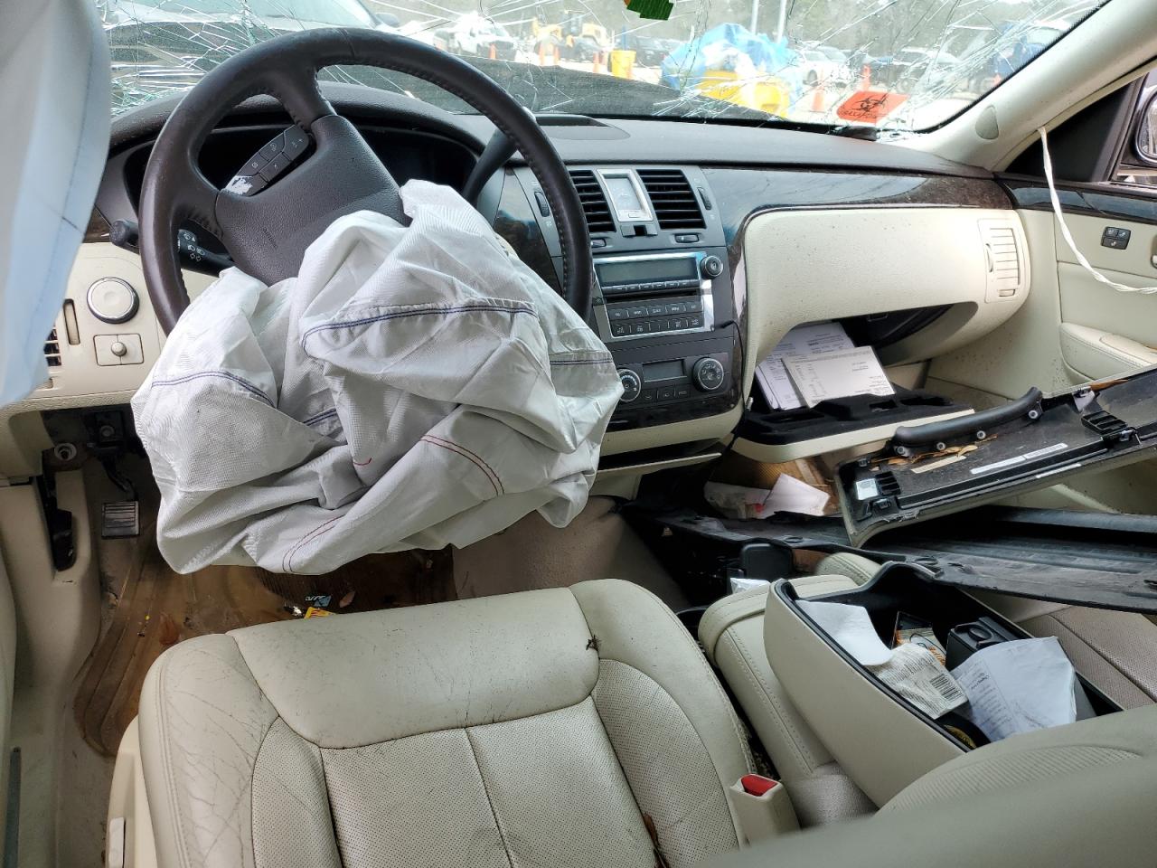 2008 Cadillac DTS - Image 8