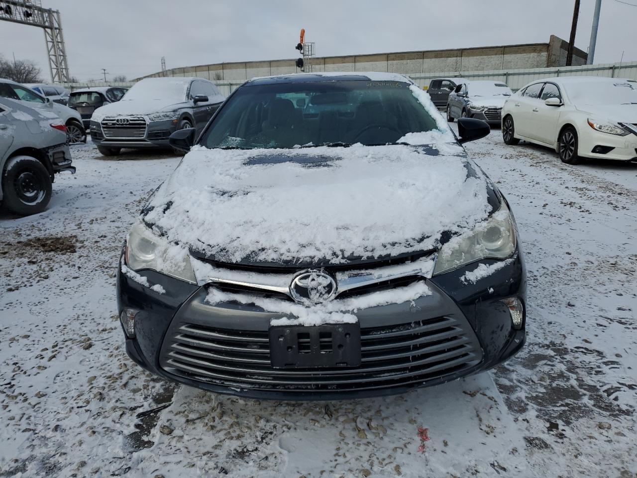 2017 Toyota Camry - Image 5