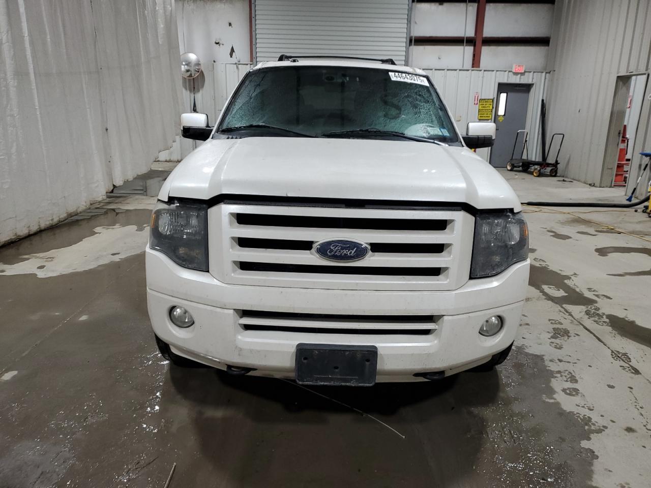 2010 Ford Expedition - Image 5