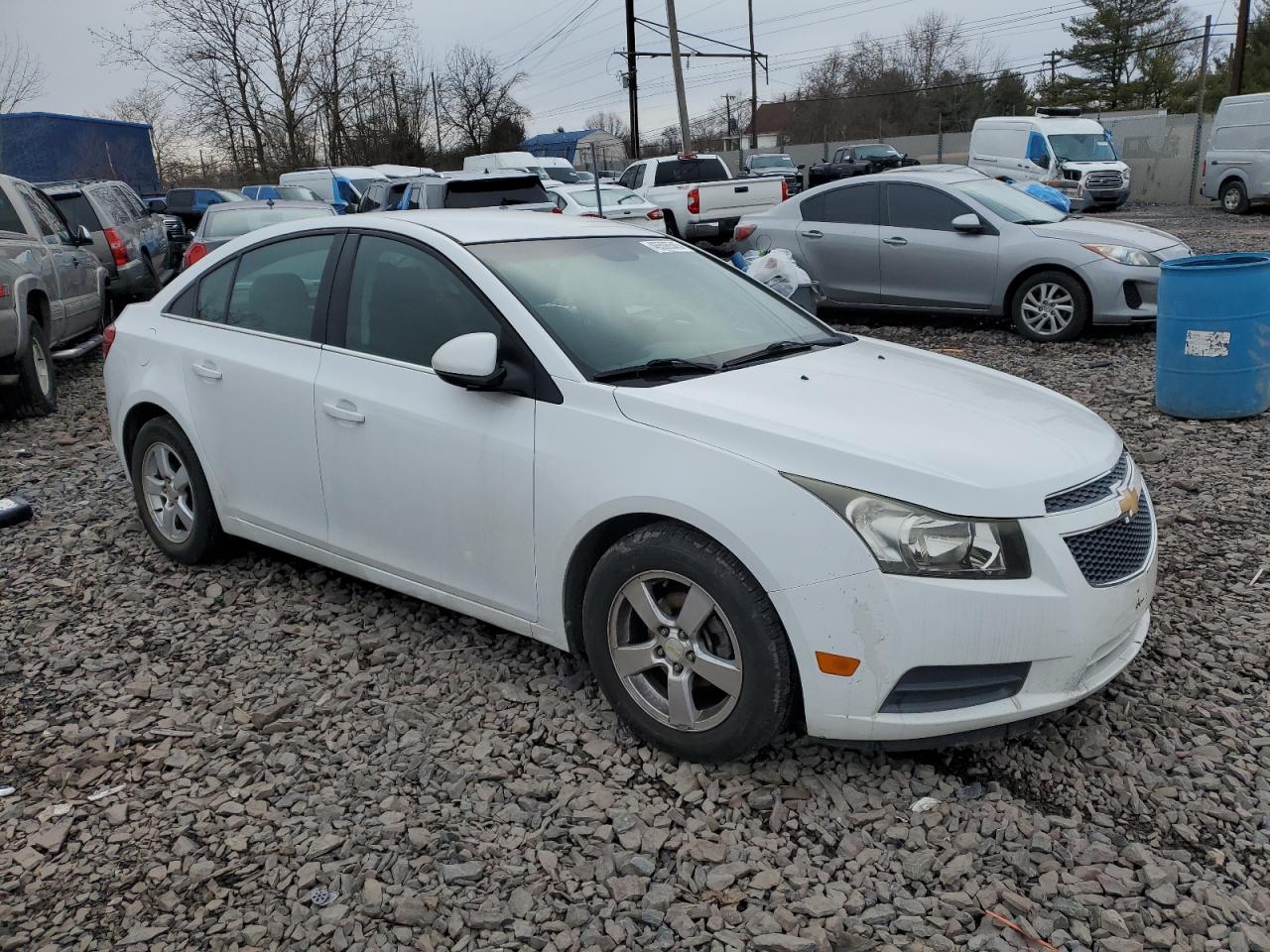 2011 Chevrolet Cruze - Image 4