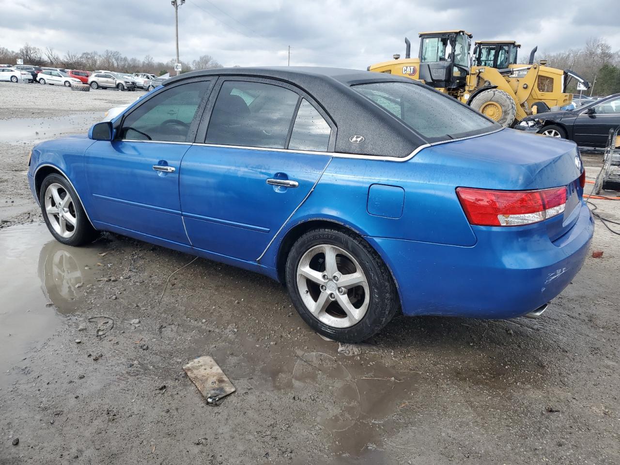 2007 Hyundai Sonata - Image 2
