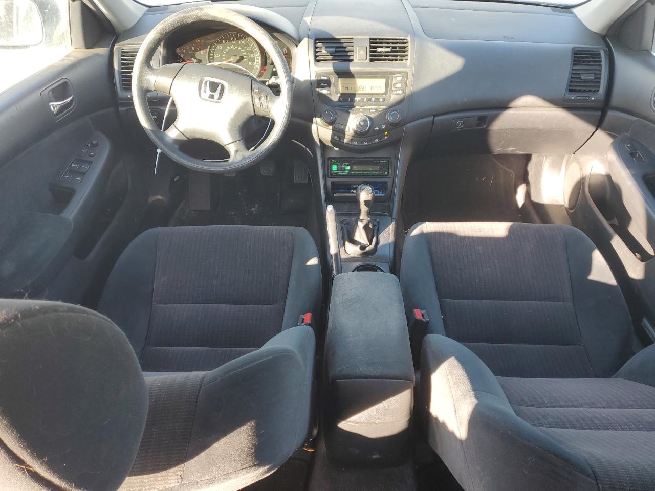 2003 Honda Accord - Image 8