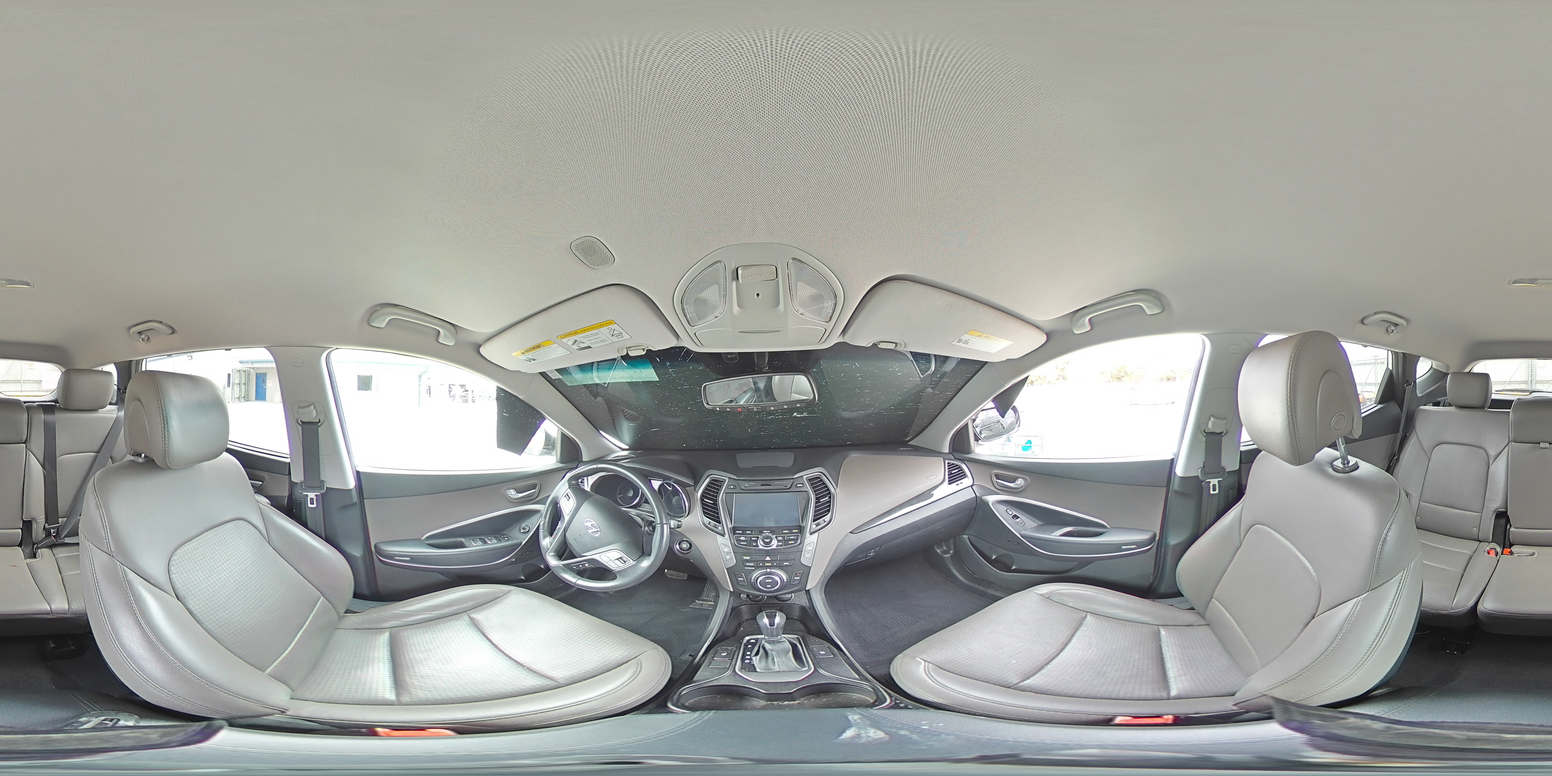 2014 Hyundai Santa Fe - Image 14