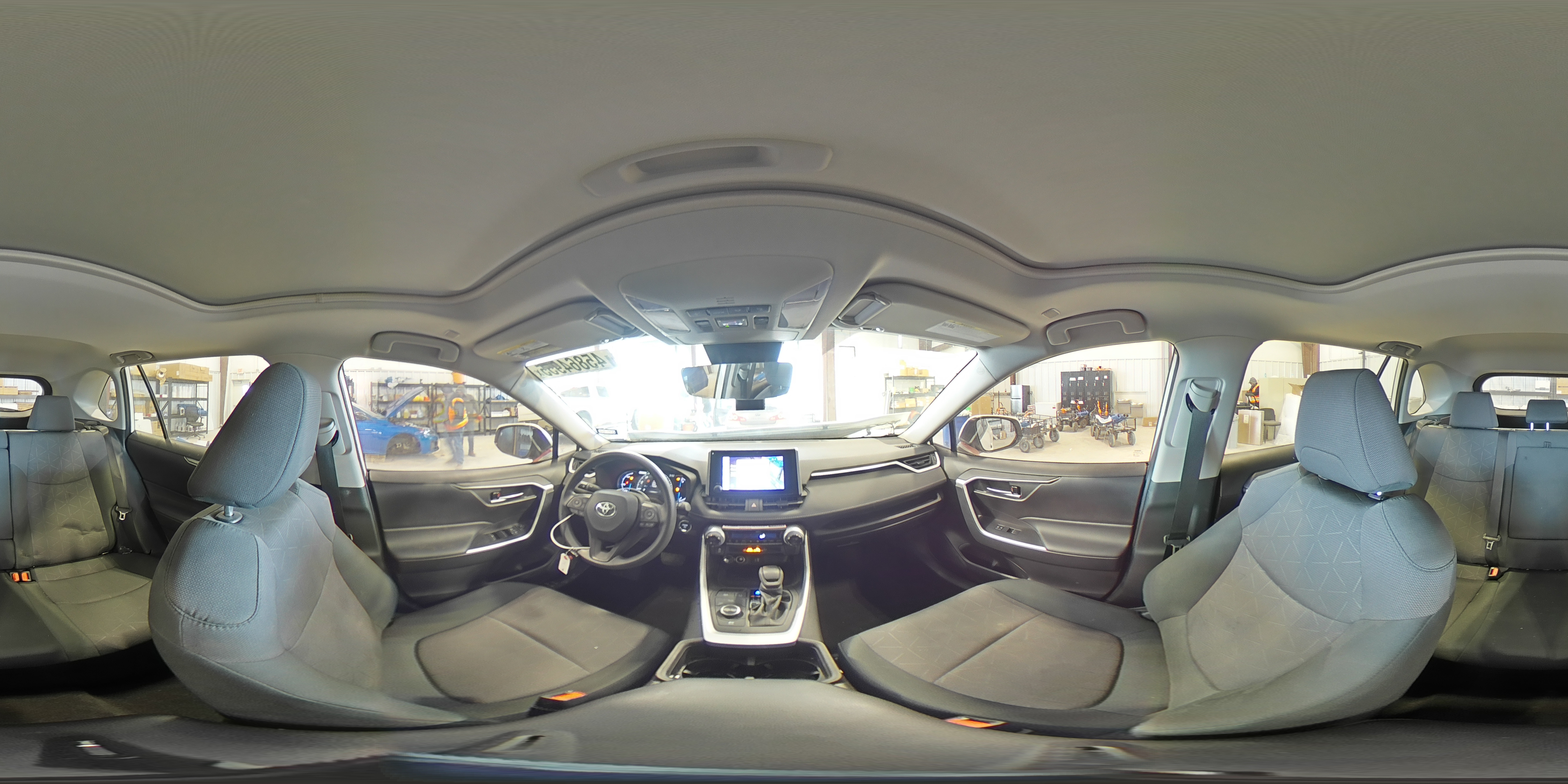 2024 Toyota RAV 4 - Image 14