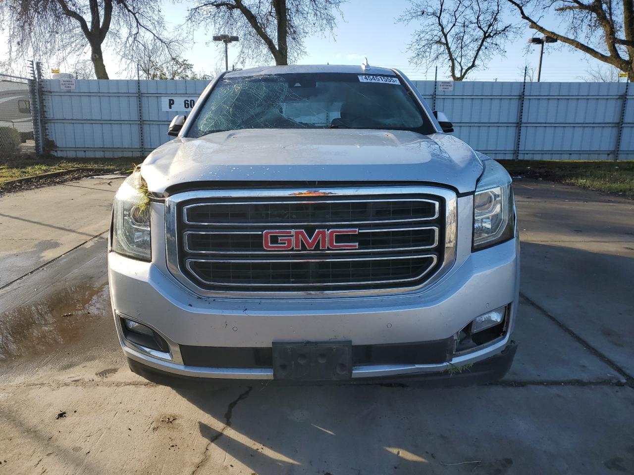 2017 GMC Yukon - Image 5