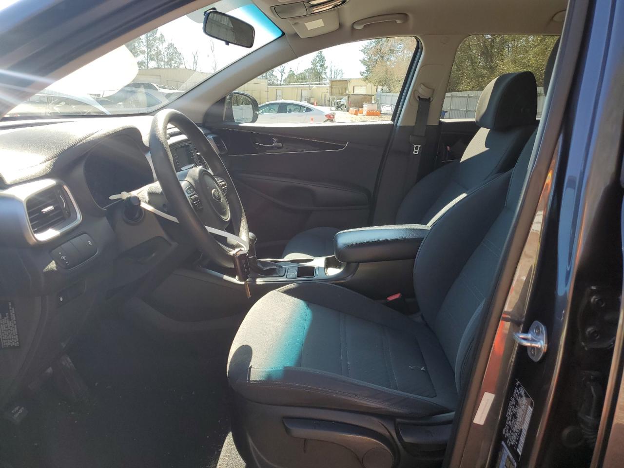 2017 Kia Sorento - Image 7