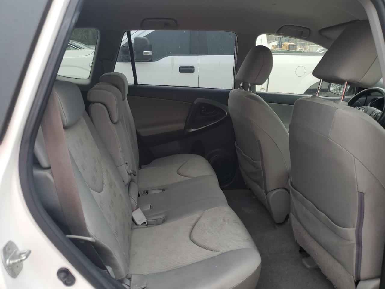 2010 Toyota RAV 4 - Image 10