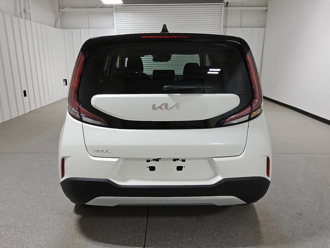 2025 Kia Soul - Image 6