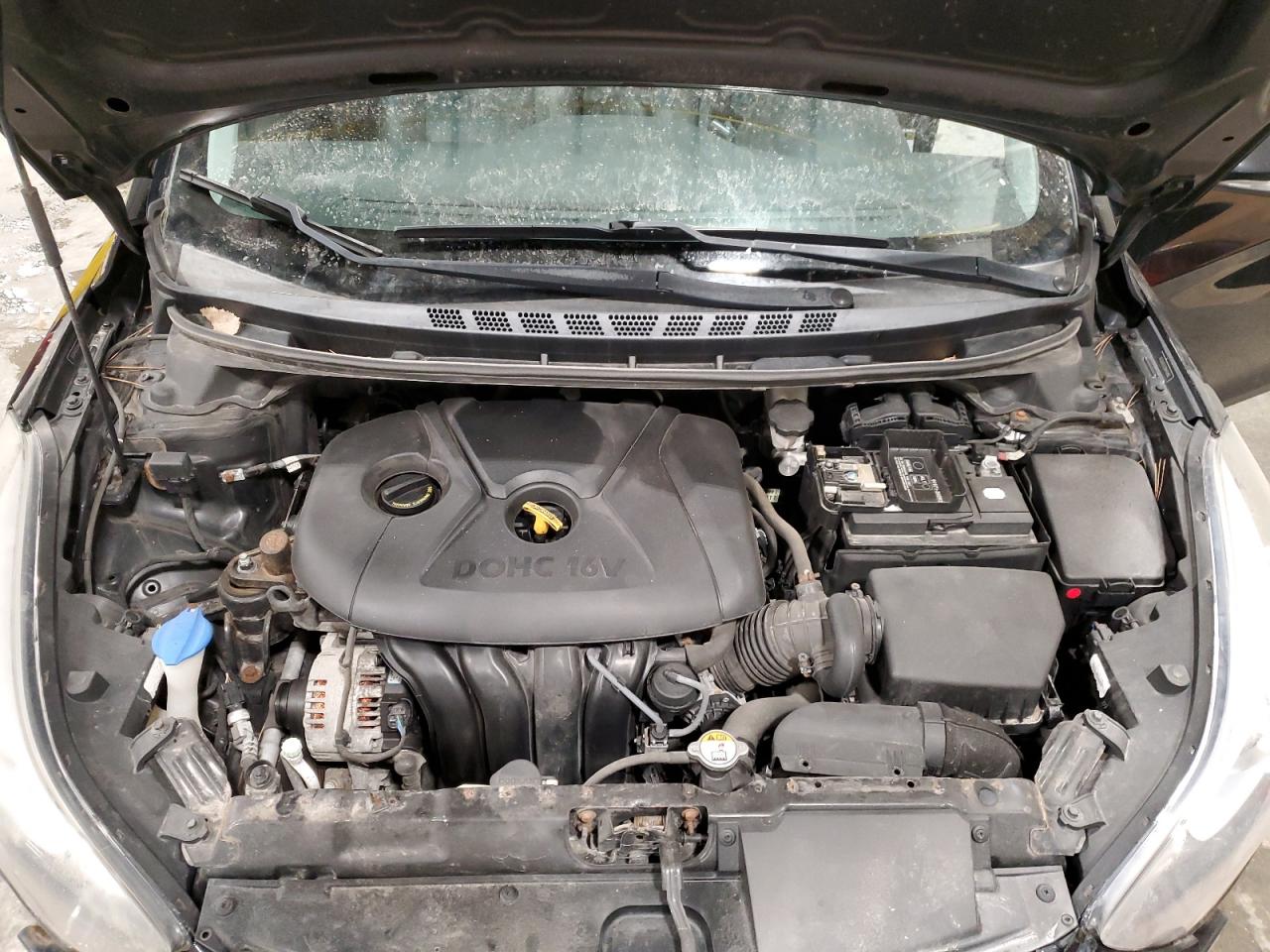 2014 Hyundai Elantra - Image 11