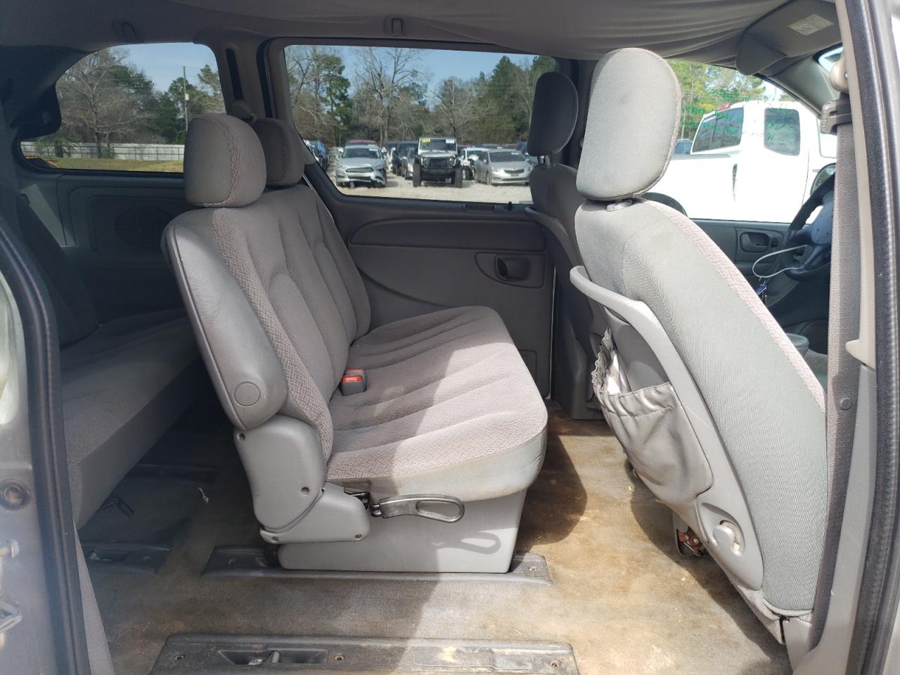 2007 Chrysler Town & Country - Image 11