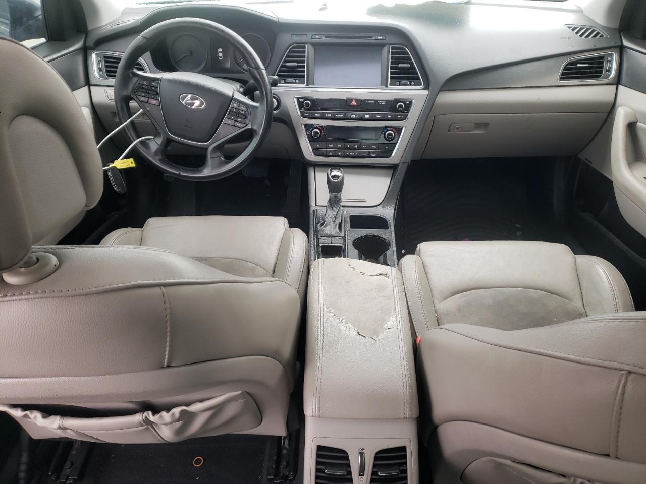 2016 Hyundai Sonata - Image 8