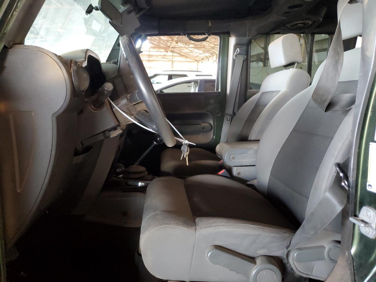 2009 Jeep Wrangler - Image 7