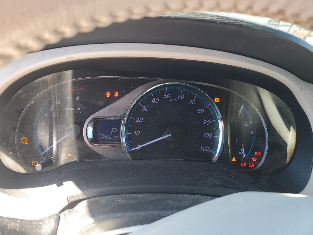 2012 Toyota Sienna - Image 9