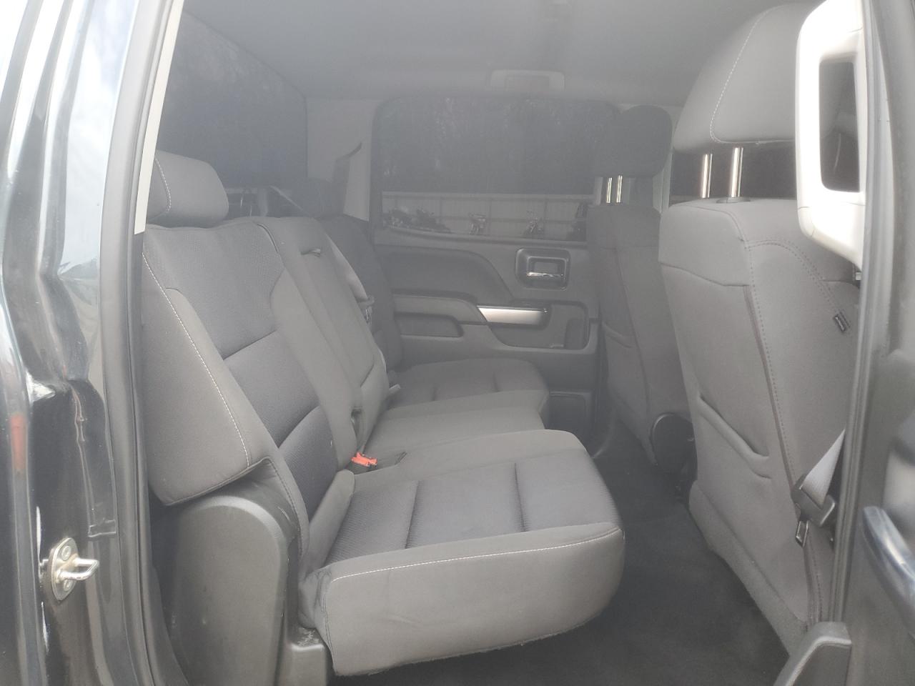 2017 Chevrolet Silverado - Image 10