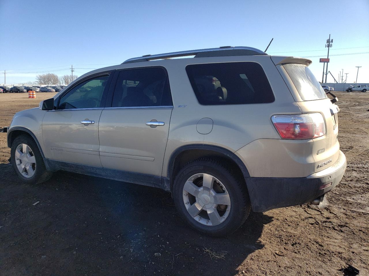 2007 GMC Acadia - Image 2