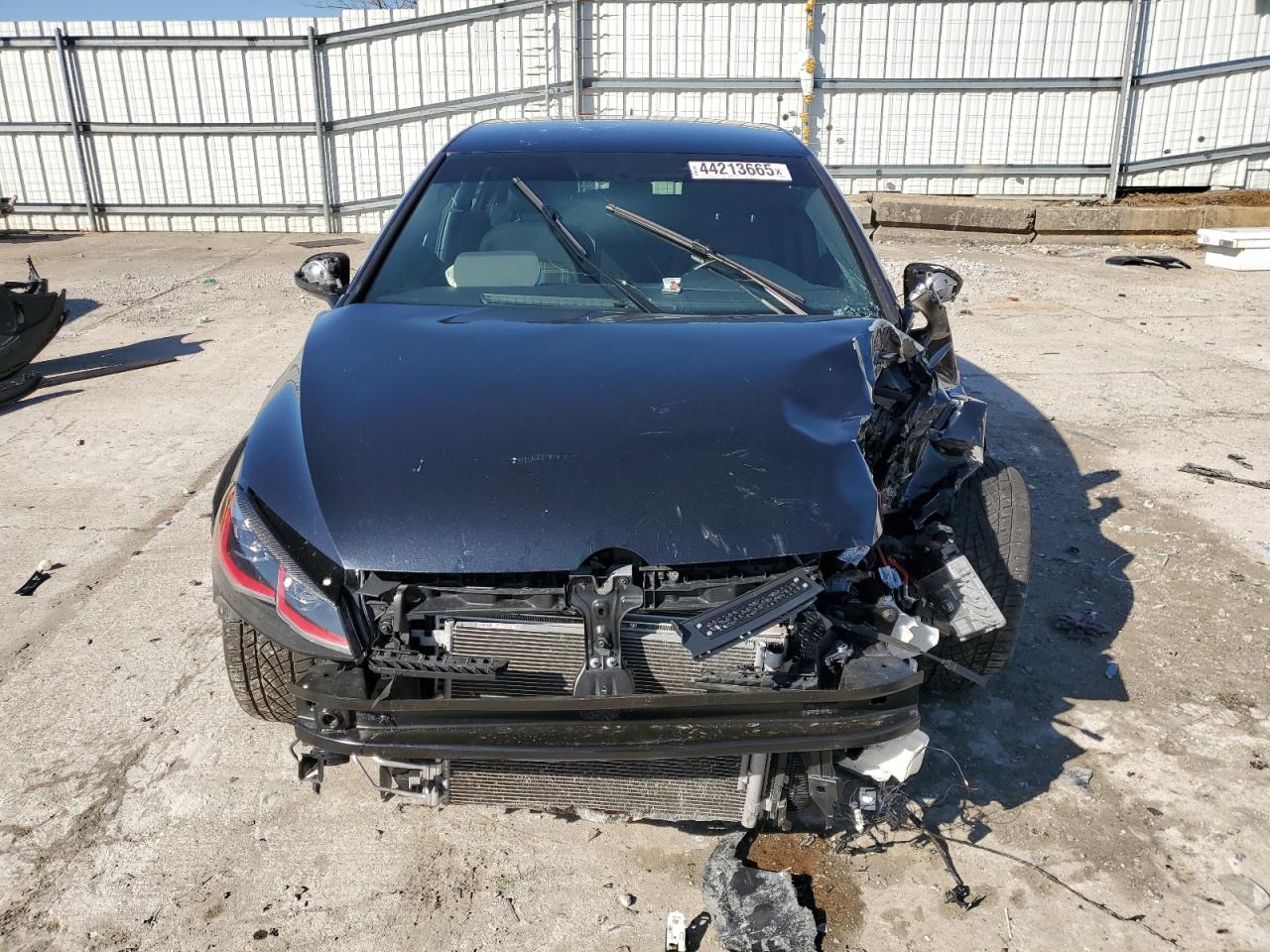 2019 Volkswagen GTI - Image 5