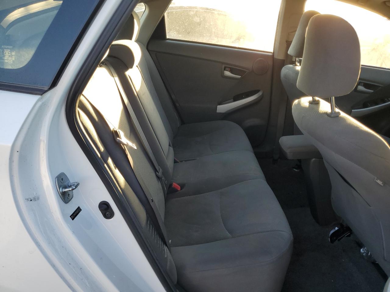 2011 Toyota Prius - Image 10