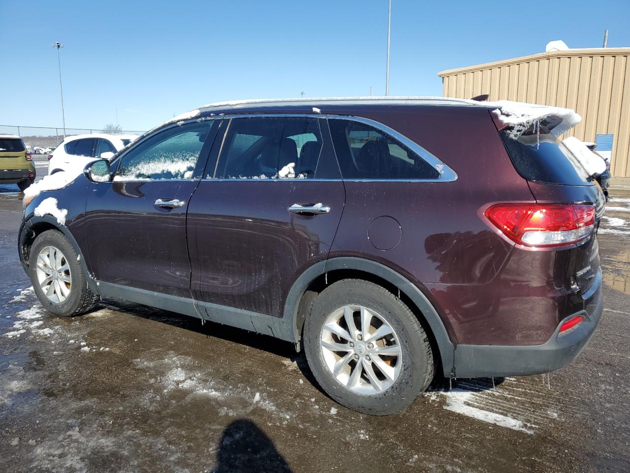 2016 Kia Sorento - Image 2