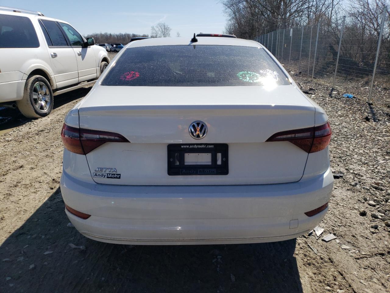 2019 Volkswagen Jetta - Image 6