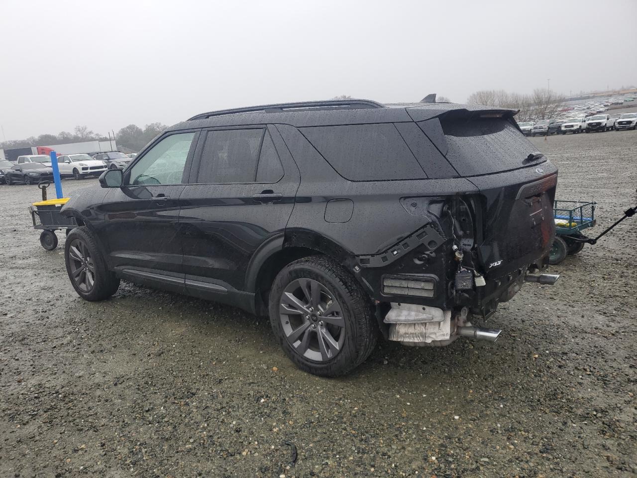 2022 Ford Explorer - Image 2