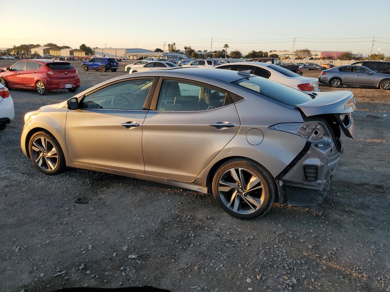 2014 Hyundai Elantra - Image 2