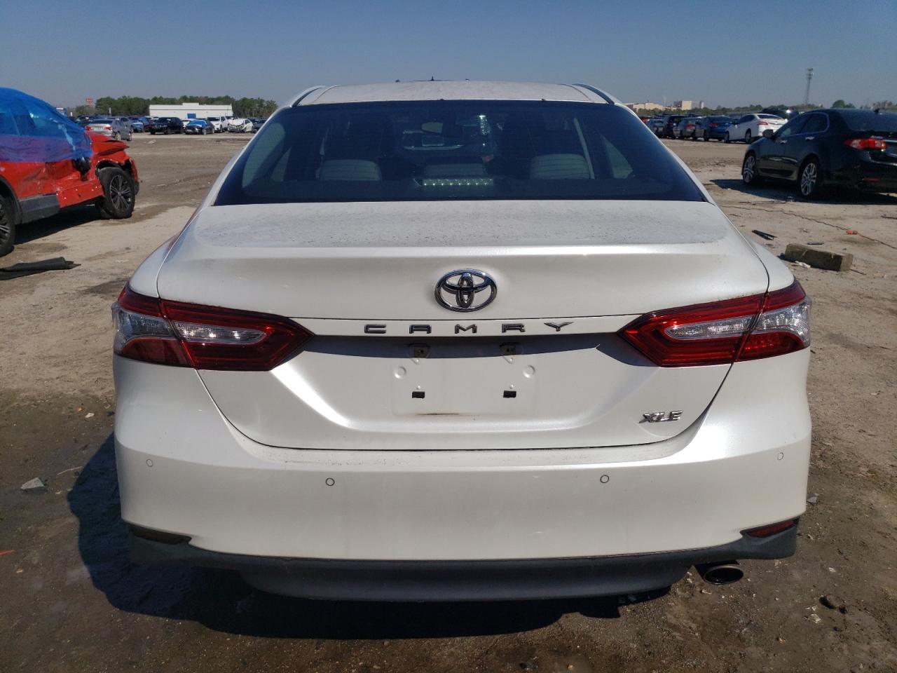 2018 Toyota Camry - Image 6
