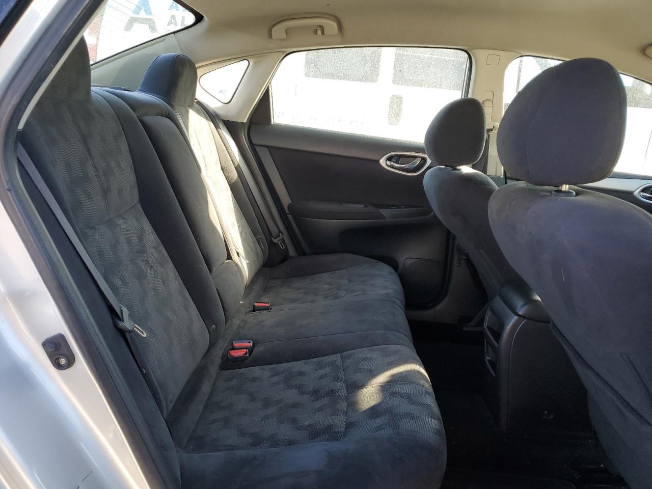 2013 Nissan Sentra - Image 10