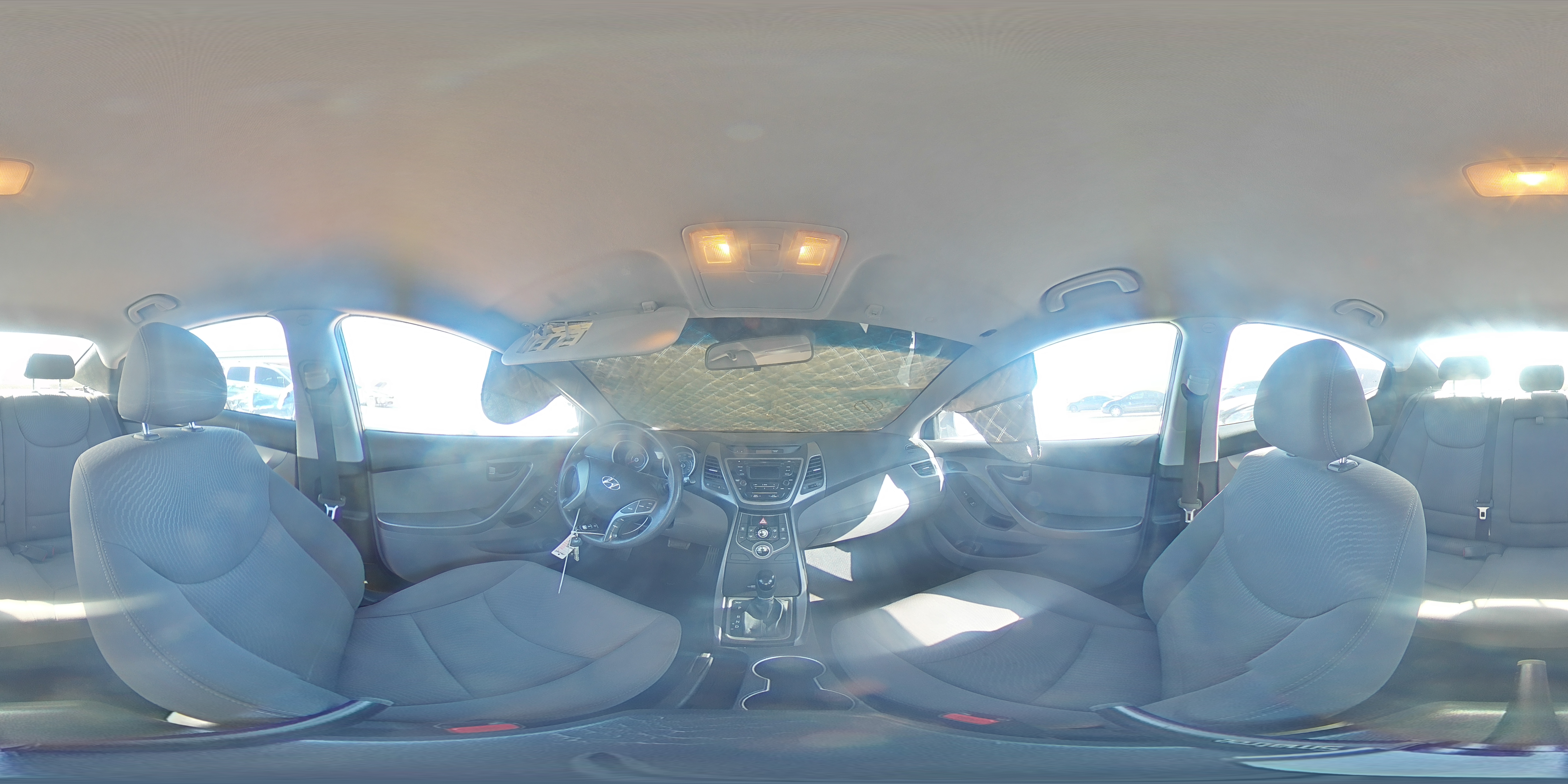 2016 Hyundai Elantra - Image 13