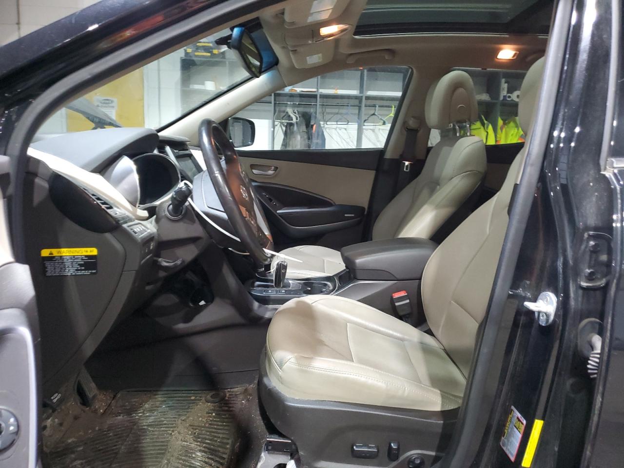 2017 Hyundai Santa Fe - Image 7