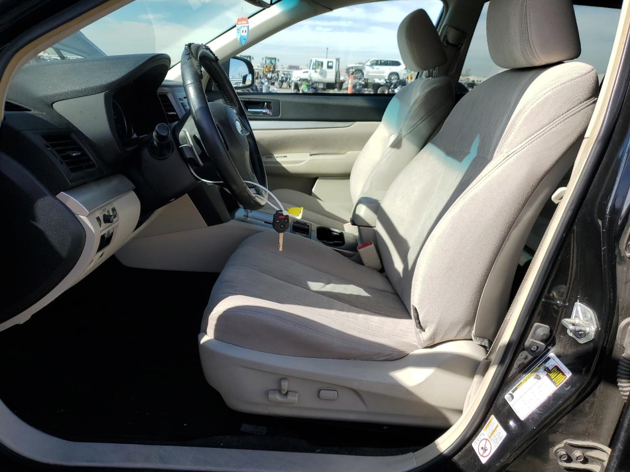 2013 Subaru Outback - Image 7