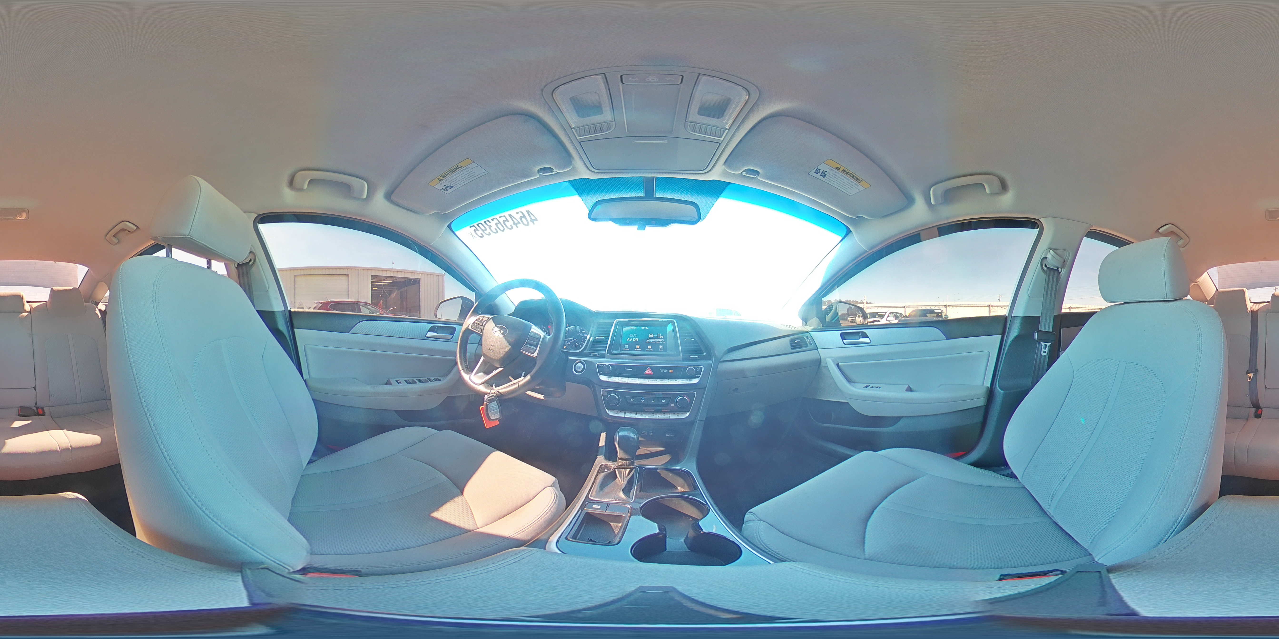 2018 Hyundai Sonata - Image 15