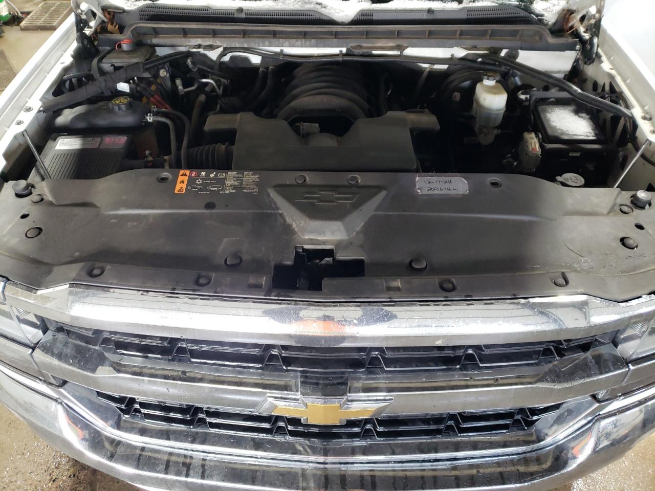 2018 Chevrolet Silverado - Image 11