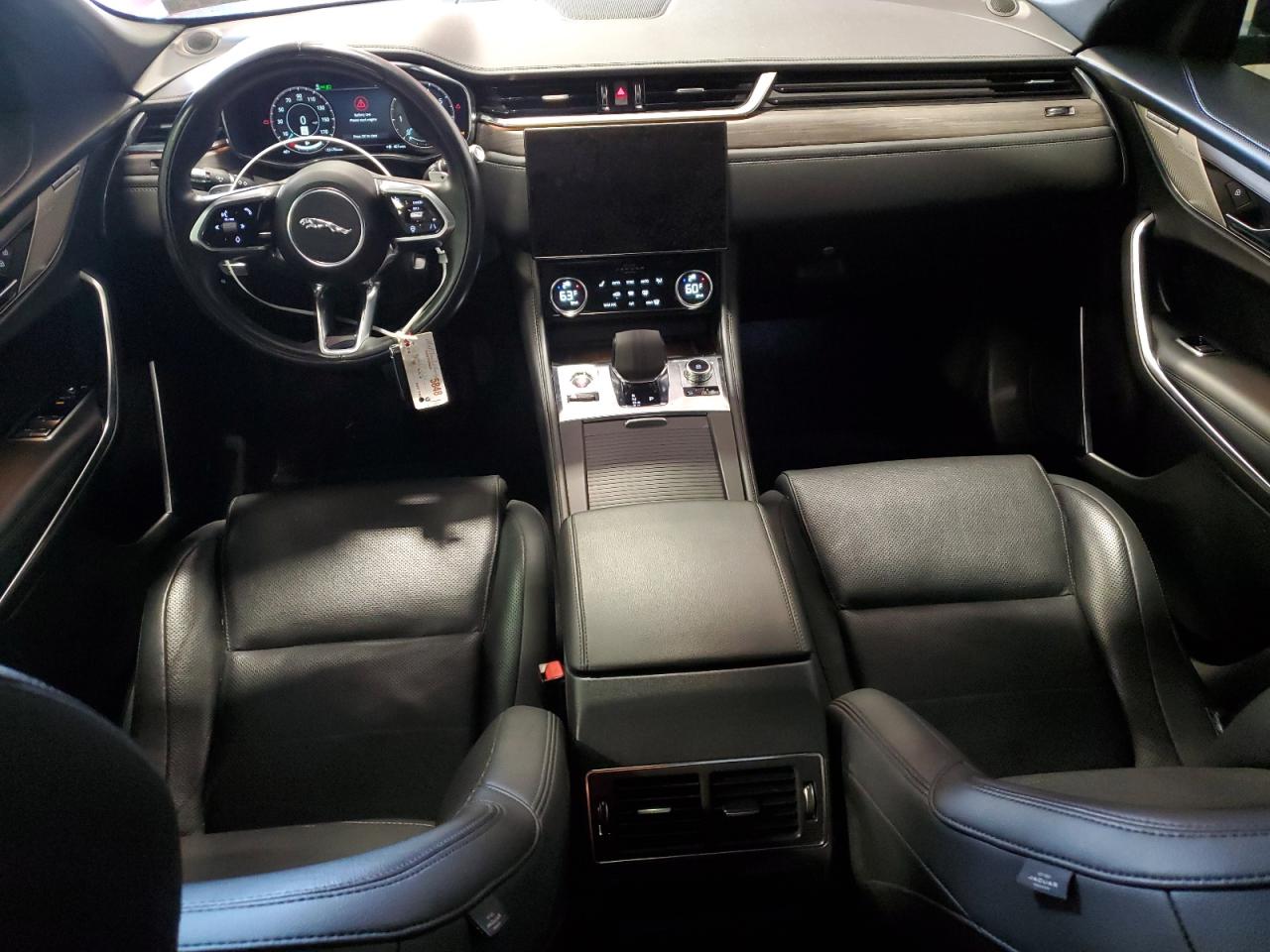 2021 Jaguar F-Pace - Image 8