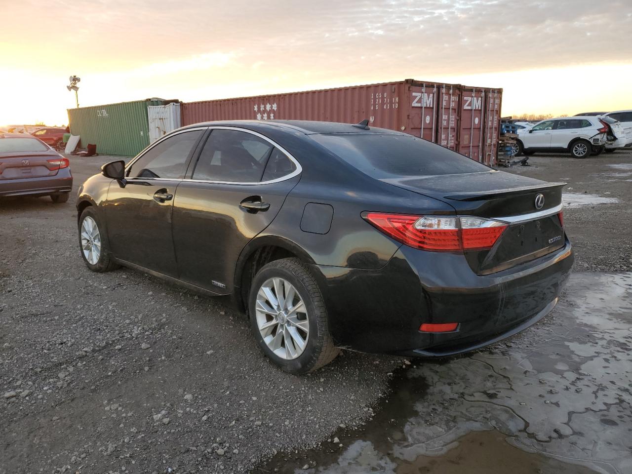2014 Lexus ES - Image 2