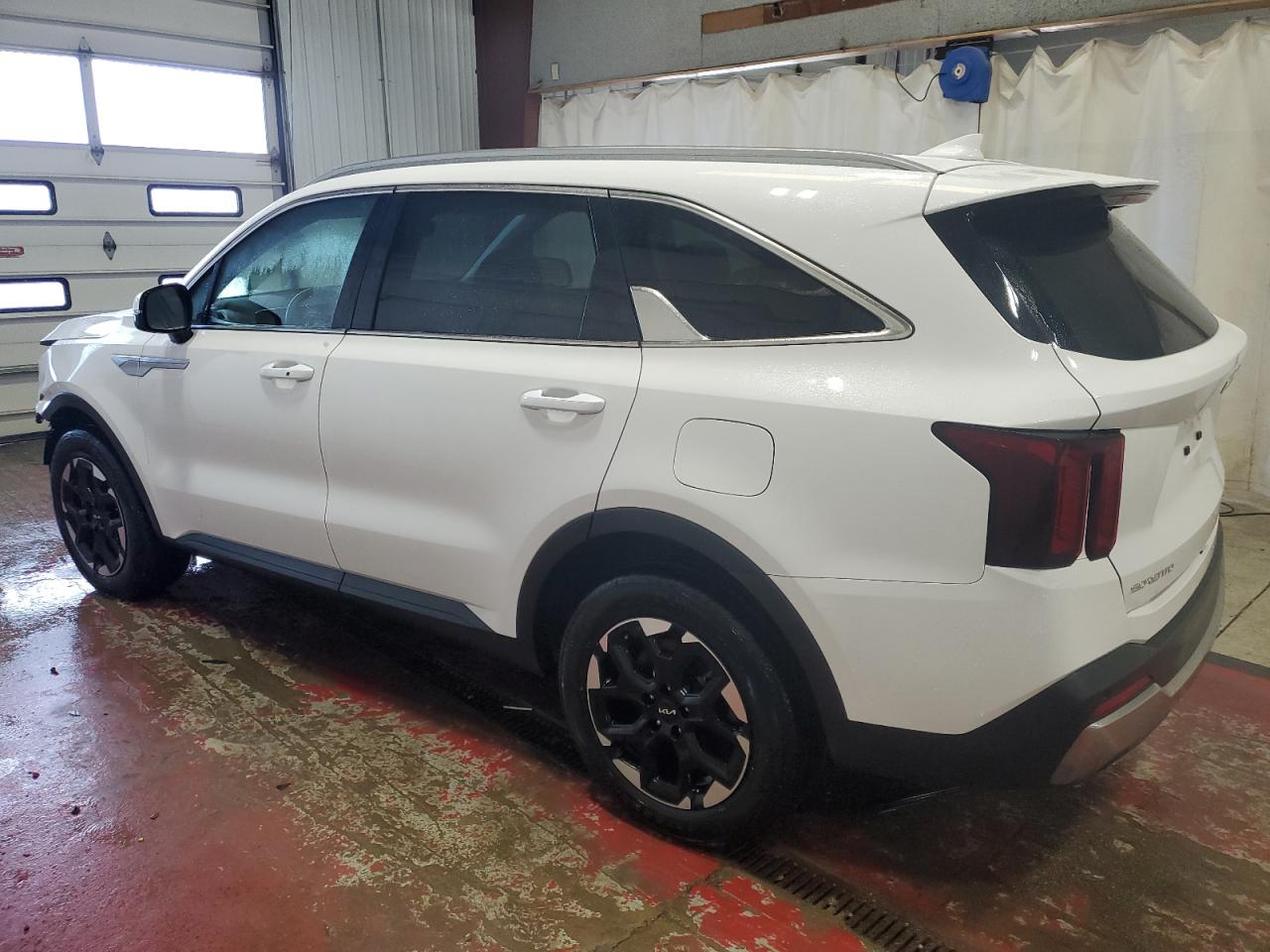 2024 Kia Sorento - Image 2