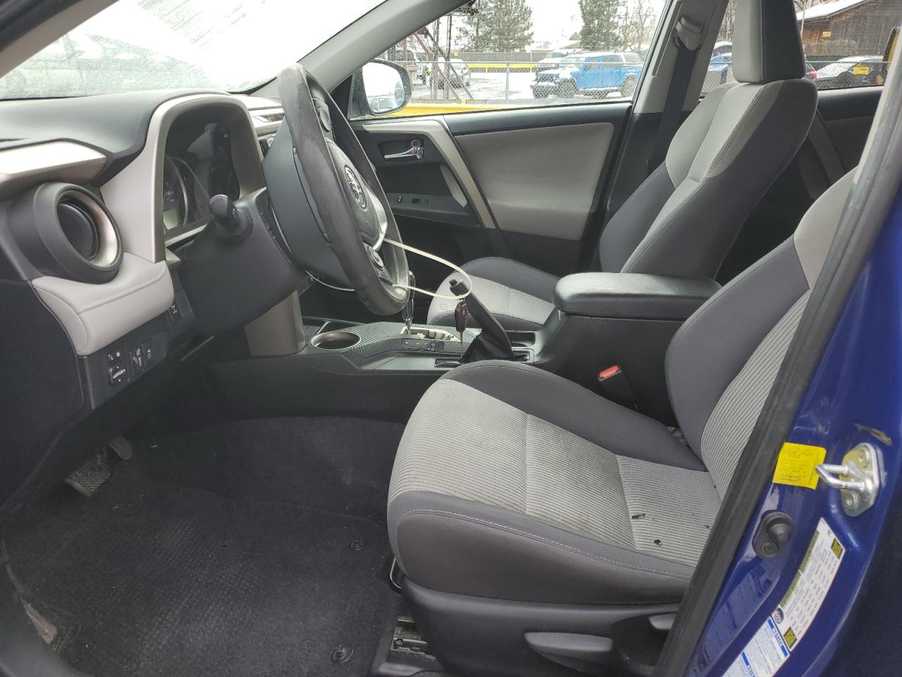 2014 Toyota RAV 4 - Image 7