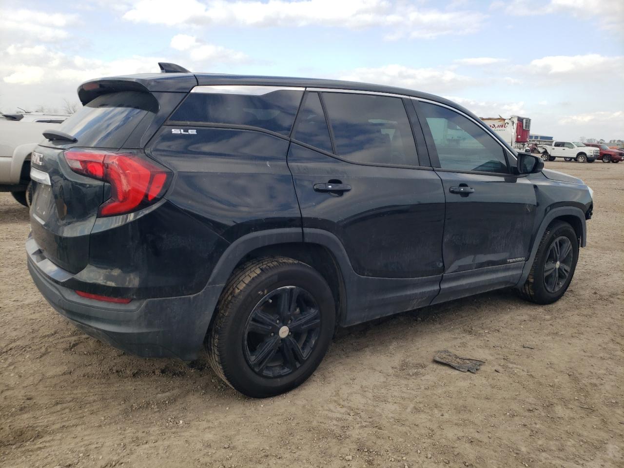 2020 GMC Terrain - Image 3
