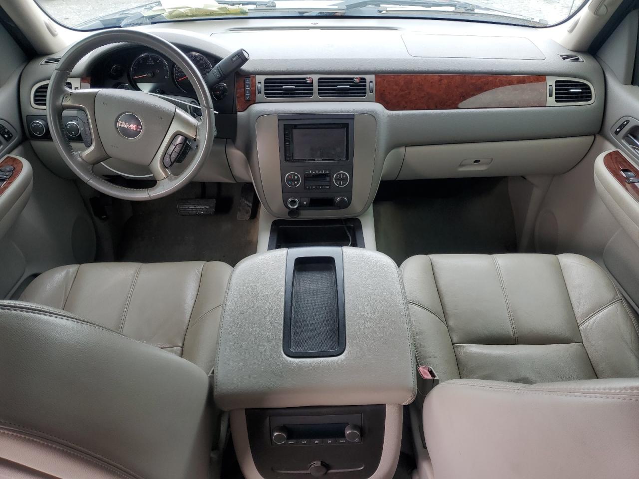 2009 GMC Sierra - Image 8