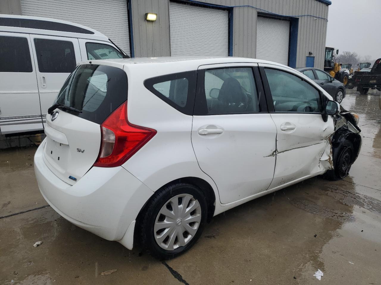 2014 Nissan Versa - Image 3