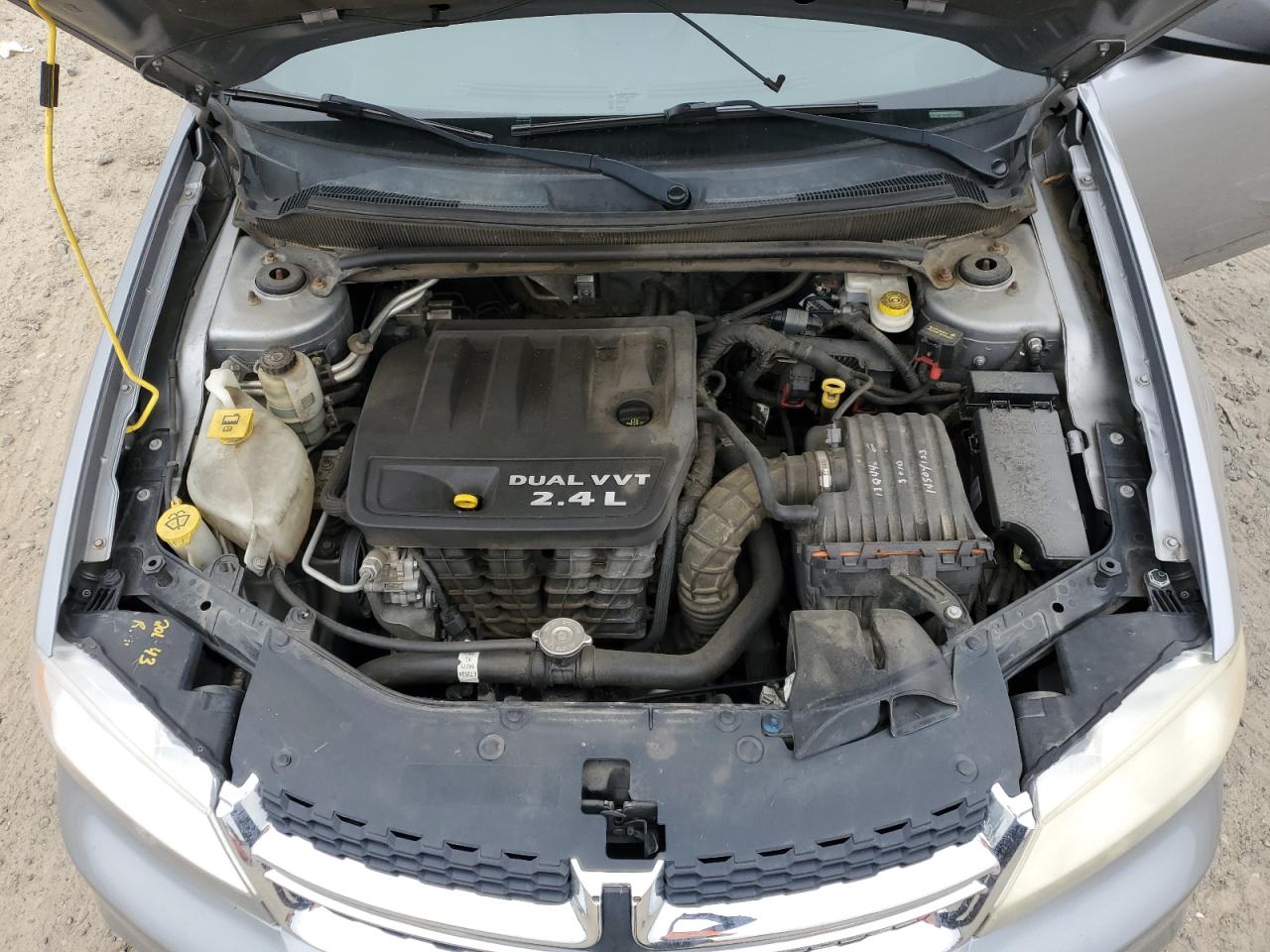 2013 Dodge Avenger - Image 12