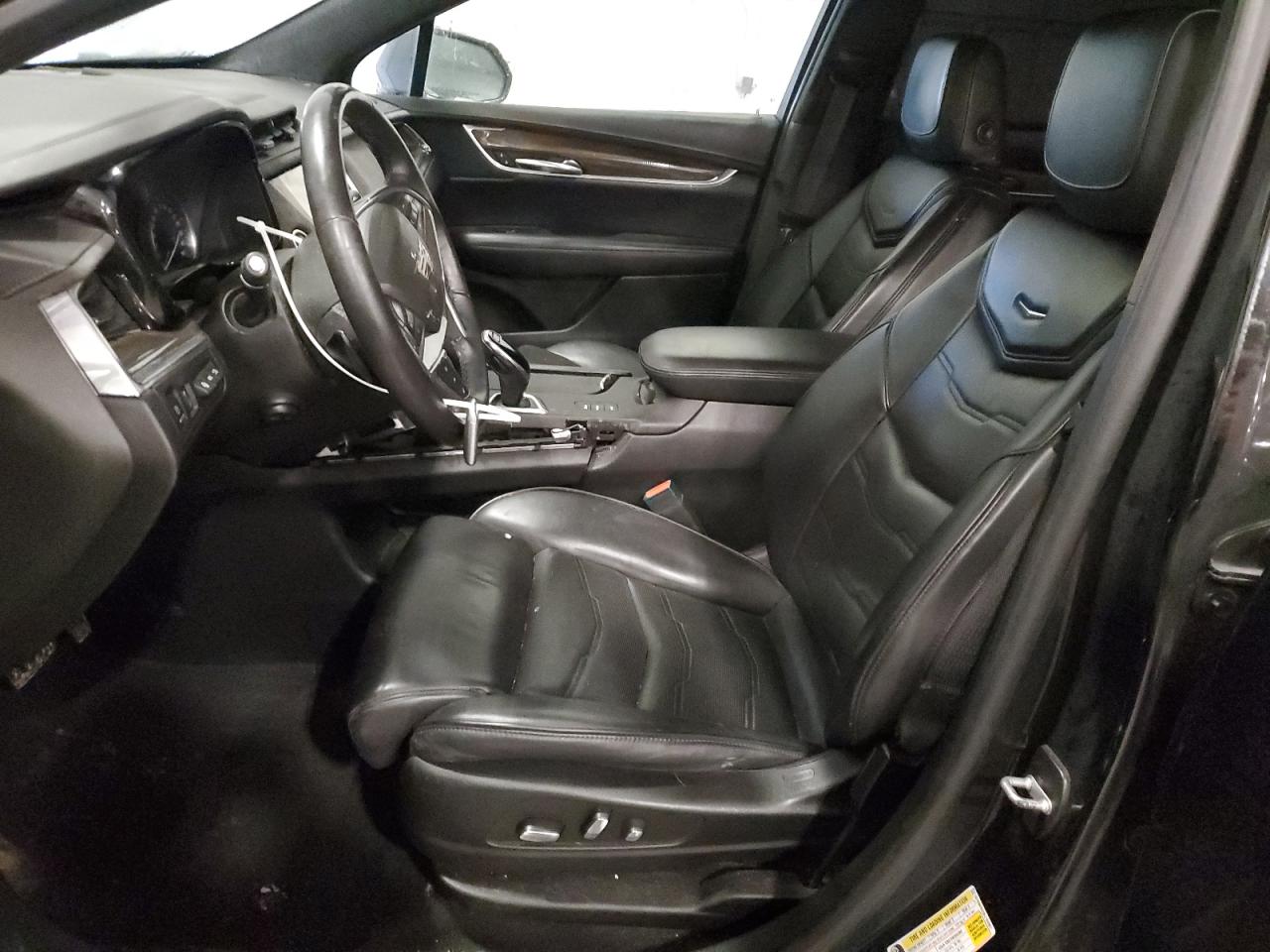 2017 Cadillac XT5 - Image 7