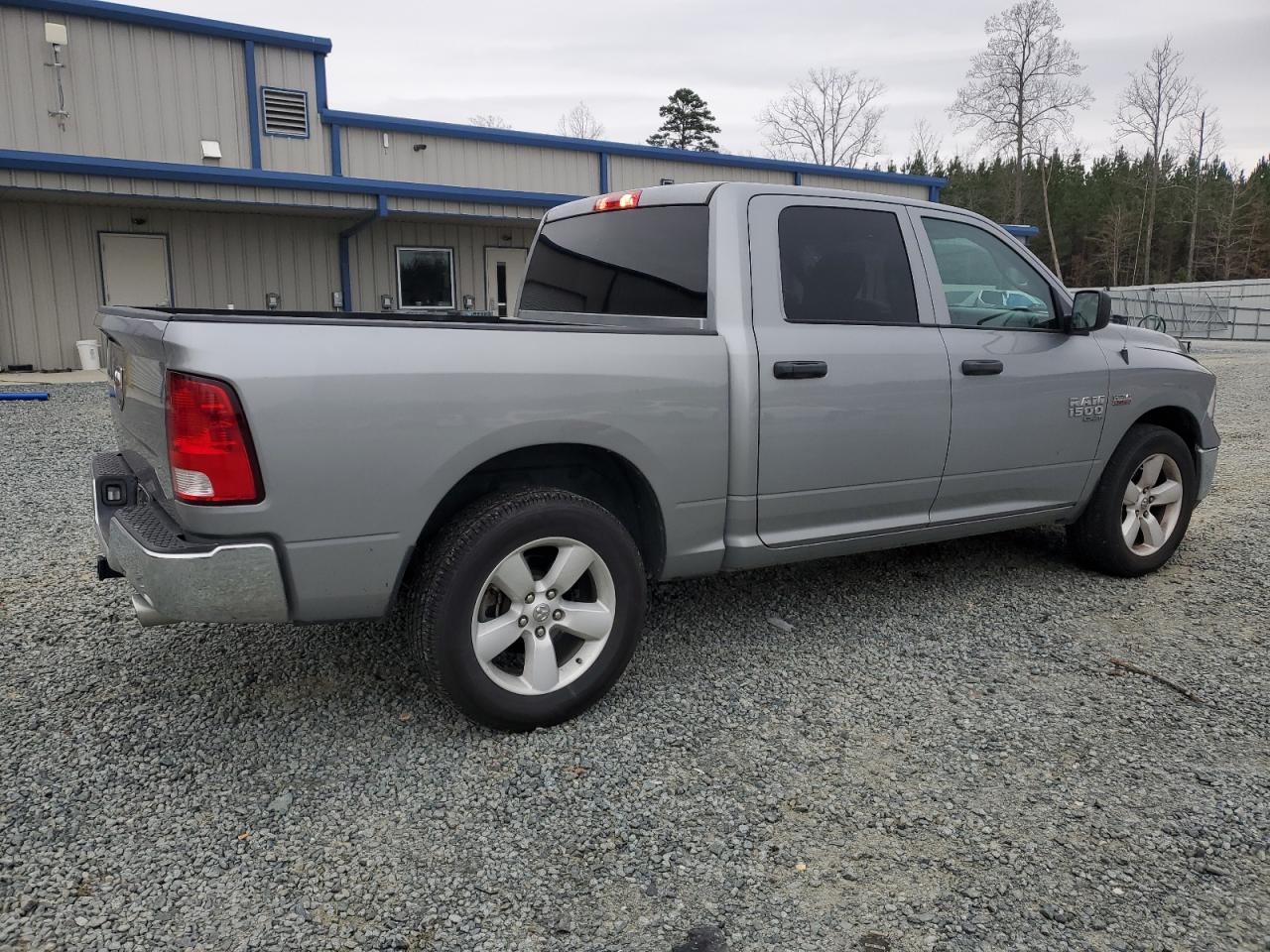 2021 RAM 1500 - Image 3